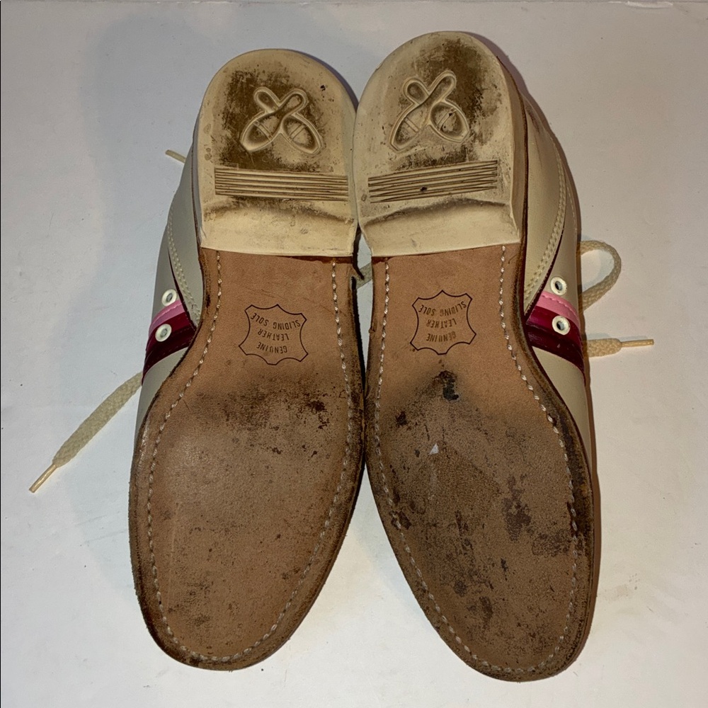 Vintage Endicott Johnson Bowling Shoes, Size 6 - Picture 9 of 10